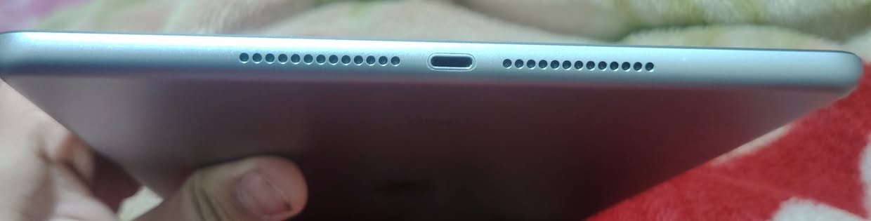 ايباد 6
ذاكرة 128
مابي اي مشكلة 
جهاز نضافة عالية
السعر 130 
مكاني بغداد و ديالى 
للتواصل الرقم *********** موجود واتساب
