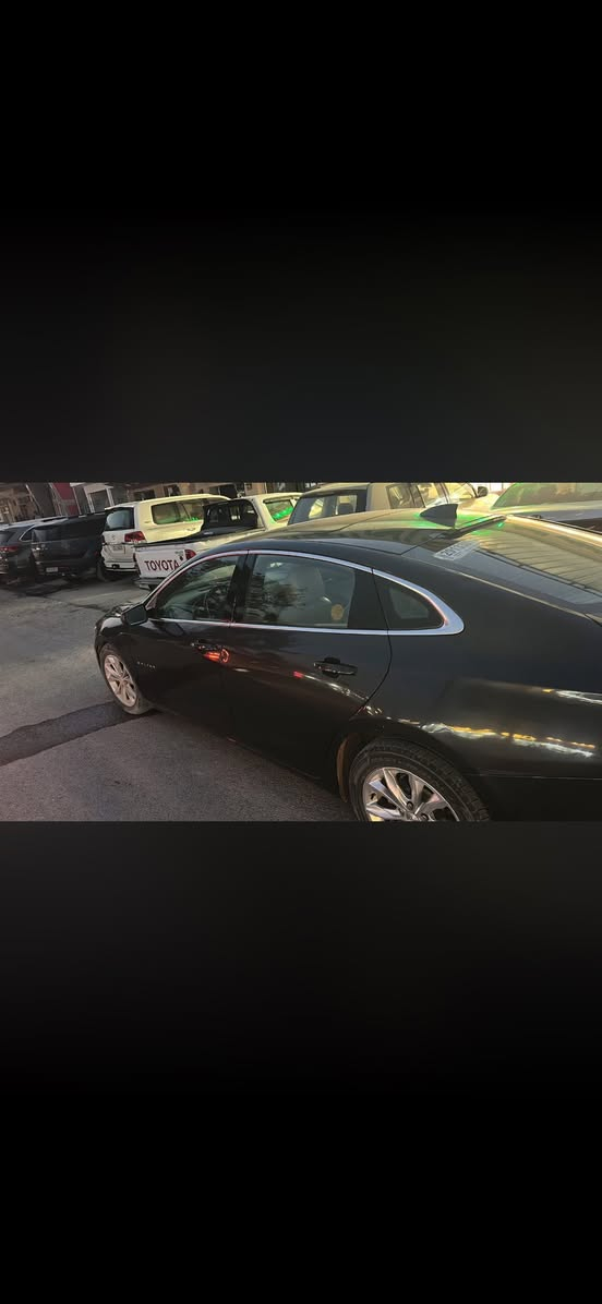 السلام وعليكم ماليبو 22سياره جديده لك زيرو ماشيه 50 أخت الجديده  امروس اكرر مرواس سياره فول مفوله موصفات الي  يراوس خاص  ارقام قبل شهر شديت  وتايرات البارحه شادهم جدد او ***********
