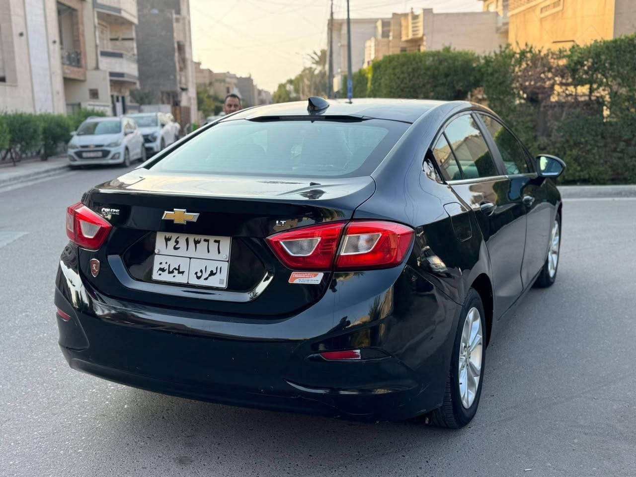 كروز موديل 19  LT
خمس قطع صبغ يعني حزام 
حادث امريكا بس شباك وهنا بيه ضربه باب السايق 
صاحبه من بغداد 
سنويه ممنتهيه 
السعر 80 
*********** بغداد, العراق
