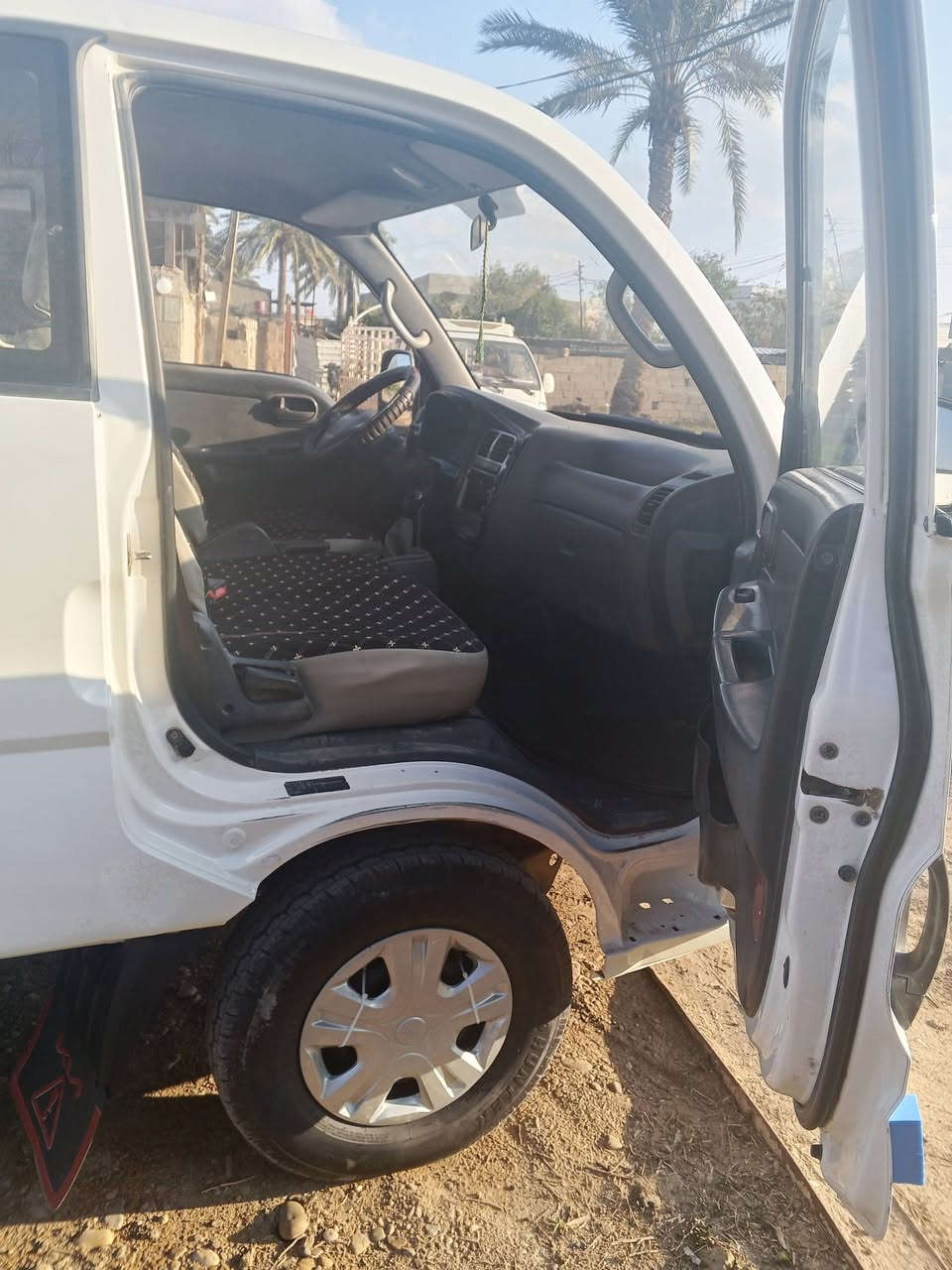 سلام عليكم عمشه 2009 مبدل بس دوس مكفوله  تحويل ثاني يوم ***********. مكان السياره بغداد ناحية الرشيد السعر خاص
