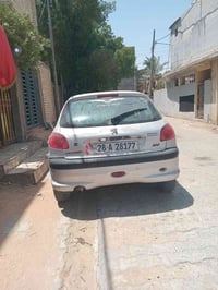 بيجو ٢٠٦ موديل ٢٠٠٩ بيه براص وكاطعه ناريه السعر ٢٥ وهاذه رقمي ٠٧٨٠٠٧٦١...