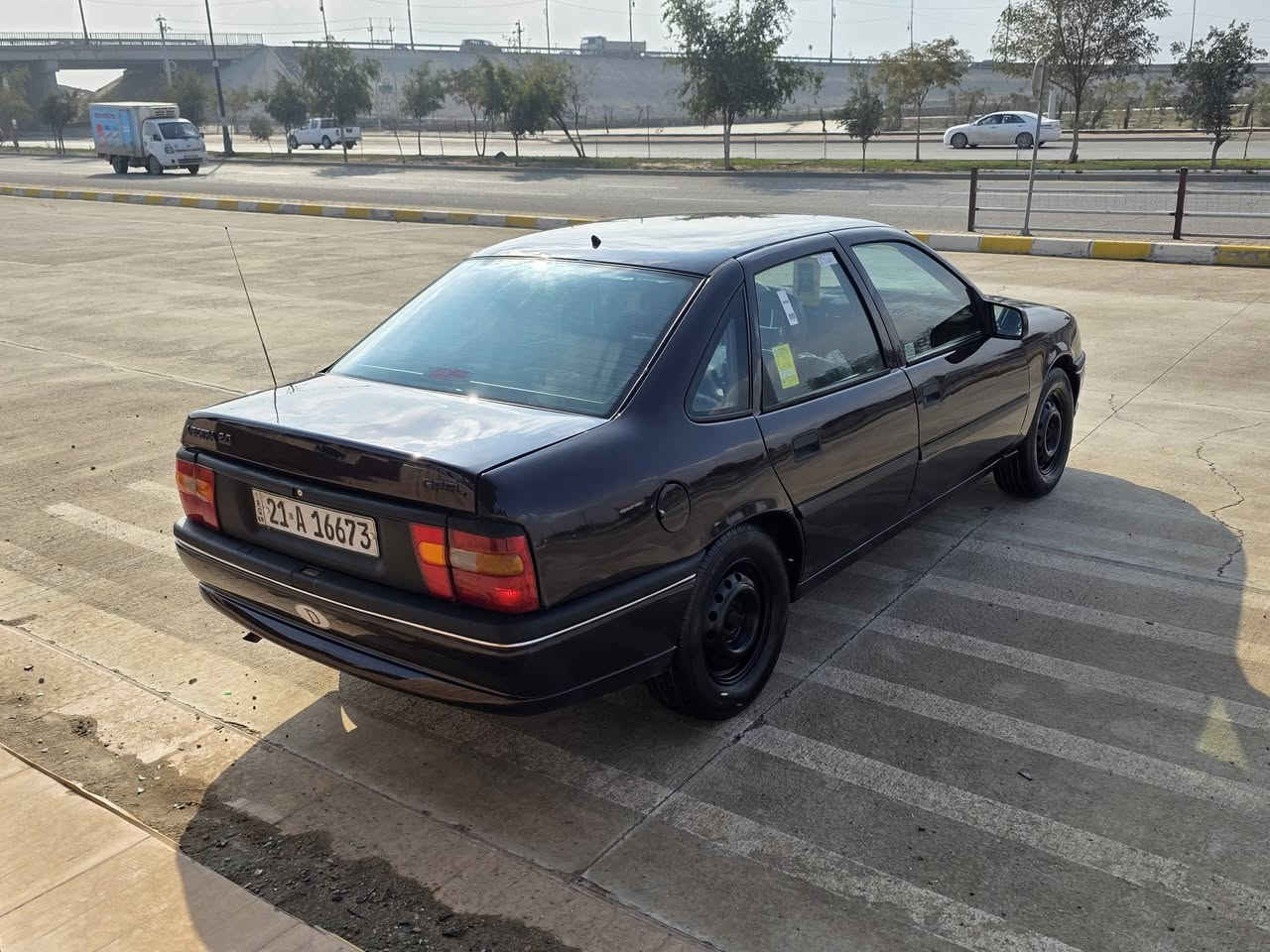 سلام عليكم من رخصة الأدمن المحترم عندي اوبل فكترا المان وضمان موديل 92..رقم سليمانية جديدمحرك حجم 20.كيرعادي
.بشرط لاصرف ولابخار. سيارة صبغ عام لل جمالية فقط بدون ضربة كلة ع بيلاد بدون خياس.  قفل مركزي كنترول.سيارة 4اطارات وباتري كلة جديد صدر امامي وخلفي كله جديد كهربائي شغال سيارة جديدة مابي دينار مصرف ترايك وين متريد السعر 47وبيهة مجال كلش بصيط.لل شراي رجاء مو شراي اعبر منشور بكلمة حلوة مكان سيارة كركوك شورجة ملاحظة بدون اقصاط بدون مراوسة فقط ابيع نقد.لل تفاصيل خابر الرقم ***********.
