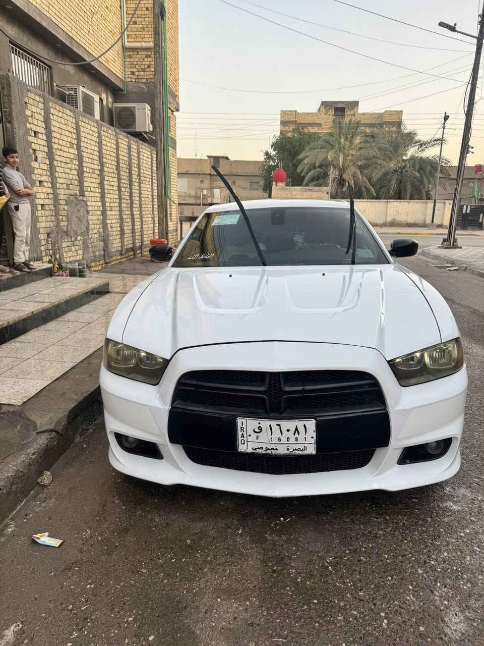 سلام عليكم 
چارجر ٢٠١١ شاشه كبيره كير كصبه تبريد ثلج رقم بصره تحويل 
كفاله عامه ماعده جاملغ امامي فقط 
البصره حي الخليج 
***********  سعرها ١٣٢
