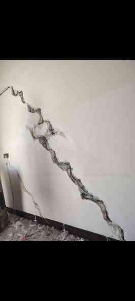 السلام عليكم نشتغل في ترميم المنزل وتقسيم المنزل الى منزلين ونعمل في بناء الاراضي والطابق الثاني وترميم كافة المنازل وتصفيط البادلو وتصعيد المواد وتنضيف المنازل وسعر مناسب جدا جدا ‏‪0770 034 2248‬‏ /***********
