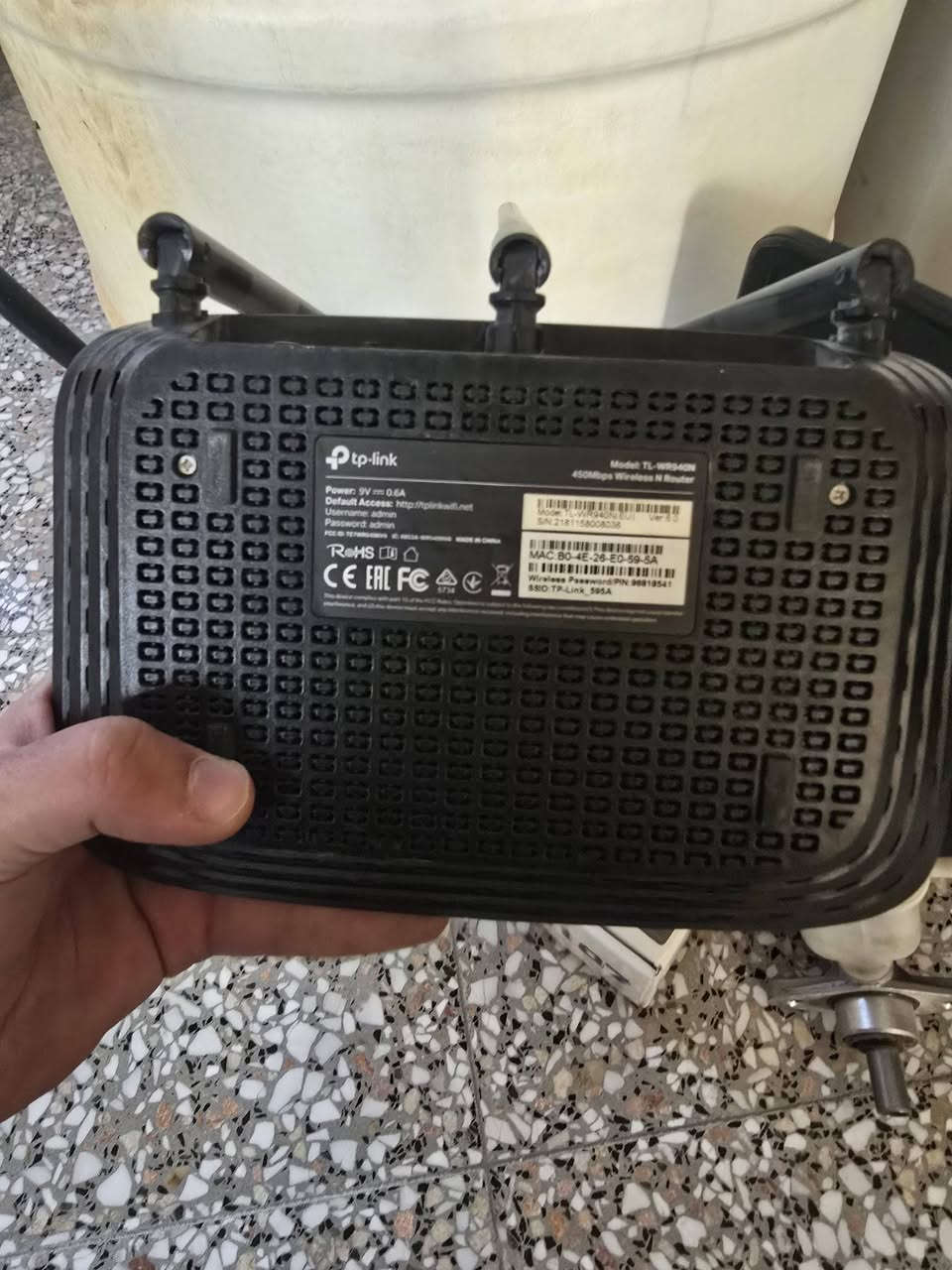 سلام عليكم راوتر Tp-link مستعمل  للبيع علق بالسعر الي يعجبك مكان بغداد اذا توصيل 5 الاف


**إذا كنت صاحب هذا الإعلان وتريد حذفه لأي سبب، رجاءا أرسل رسالة إلى الدعم الفني**