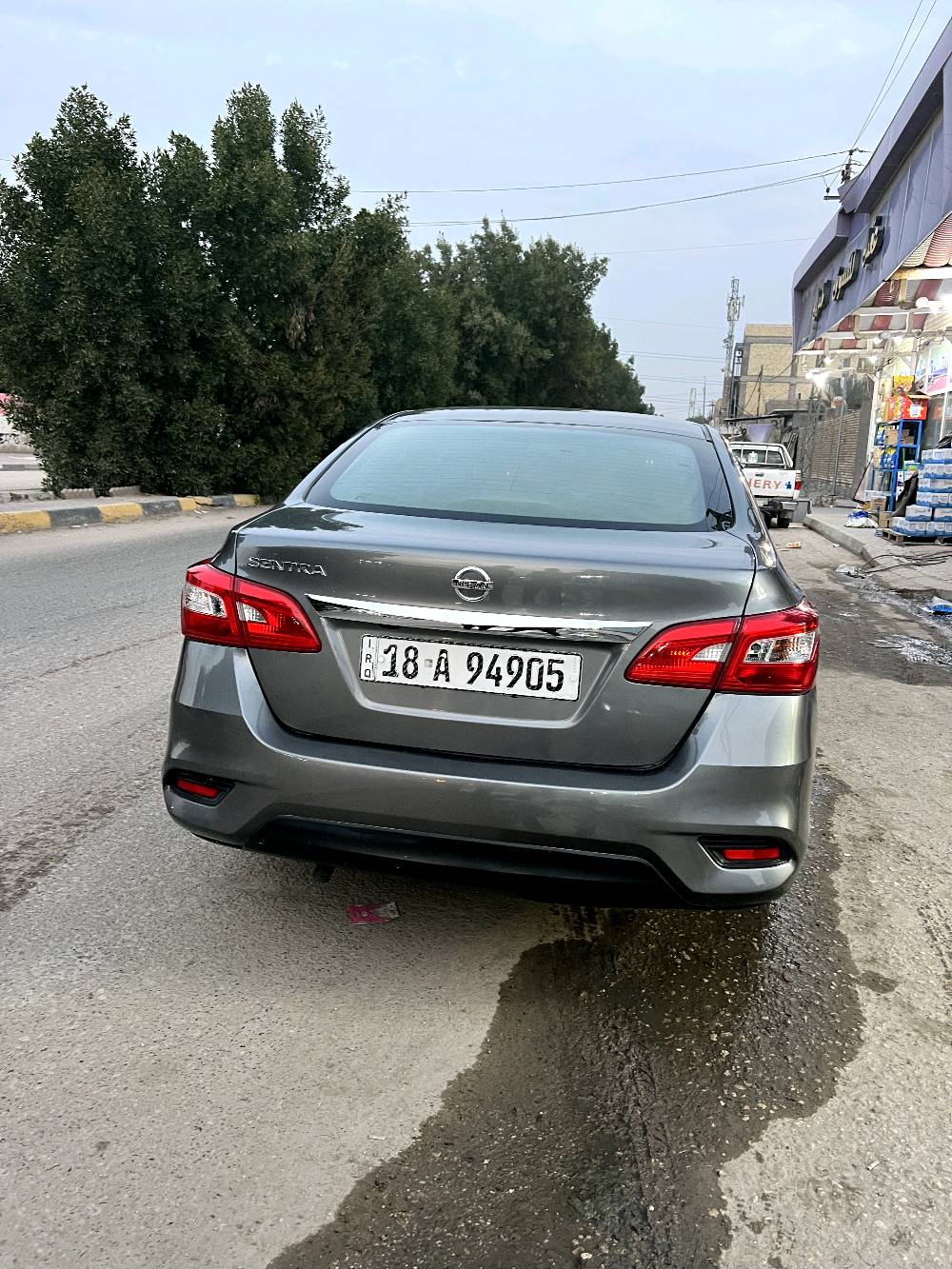 السلام عليكم 
نيسان سينترا 2018  (وارد أمريكي)🇺🇸 
مواصفات SV
مثبت سرعه 
نظام قياده ECO + SPORT 
تحكم ستيرن جهتين 
رادار امامي 
محرك 1.8 المرغوب شرط  مكفول + الكير 
كامره  بلاديه 
ماشيه  94 الف ميل  
رقم  بابل انكليزي  با أسمي 
السعر 110  و بيها مجال 
ضرر امريكا خلفي   ٣ قطع صبغ 
مكان السياره  النجف الاشرف 
للاستفسار(  ***********  )