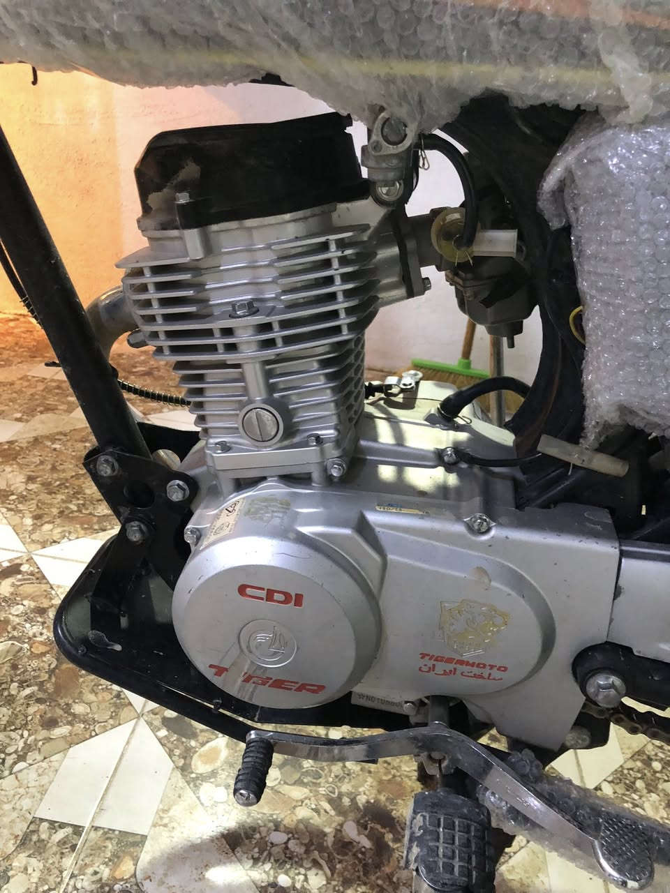 سلام 🙋 دراجه تايكر نشط فول محوك ما مفتوح وياله جدد تيراتً جدد دراجه جانت متروكه دراجه ايعيب ما بي سعره 430 دراجه بس يحتاجلهً سايق


**إذا كنت صاحب هذا الإعلان وتريد حذفه لأي سبب، رجاءا أرسل رسالة إلى الدعم الفني**