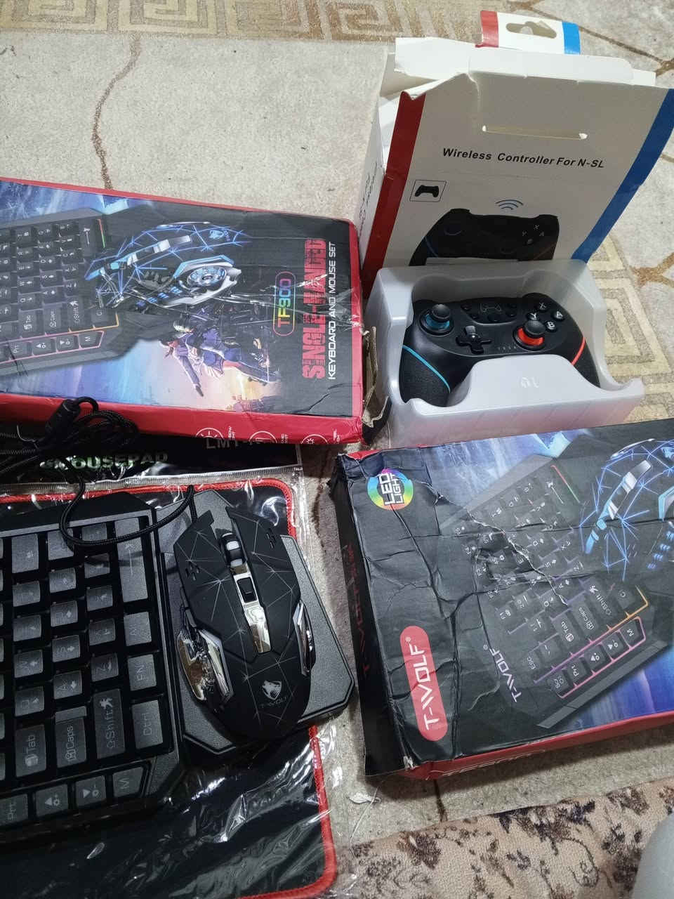 كبورت  عدد 2 مع ماوس عدد 2 معه يده العاب اليريدهن شلعه يجي خاص ويدلل


**إذا كنت صاحب هذا الإعلان وتريد حذفه لأي سبب، رجاءا أرسل رسالة إلى الدعم الفني**