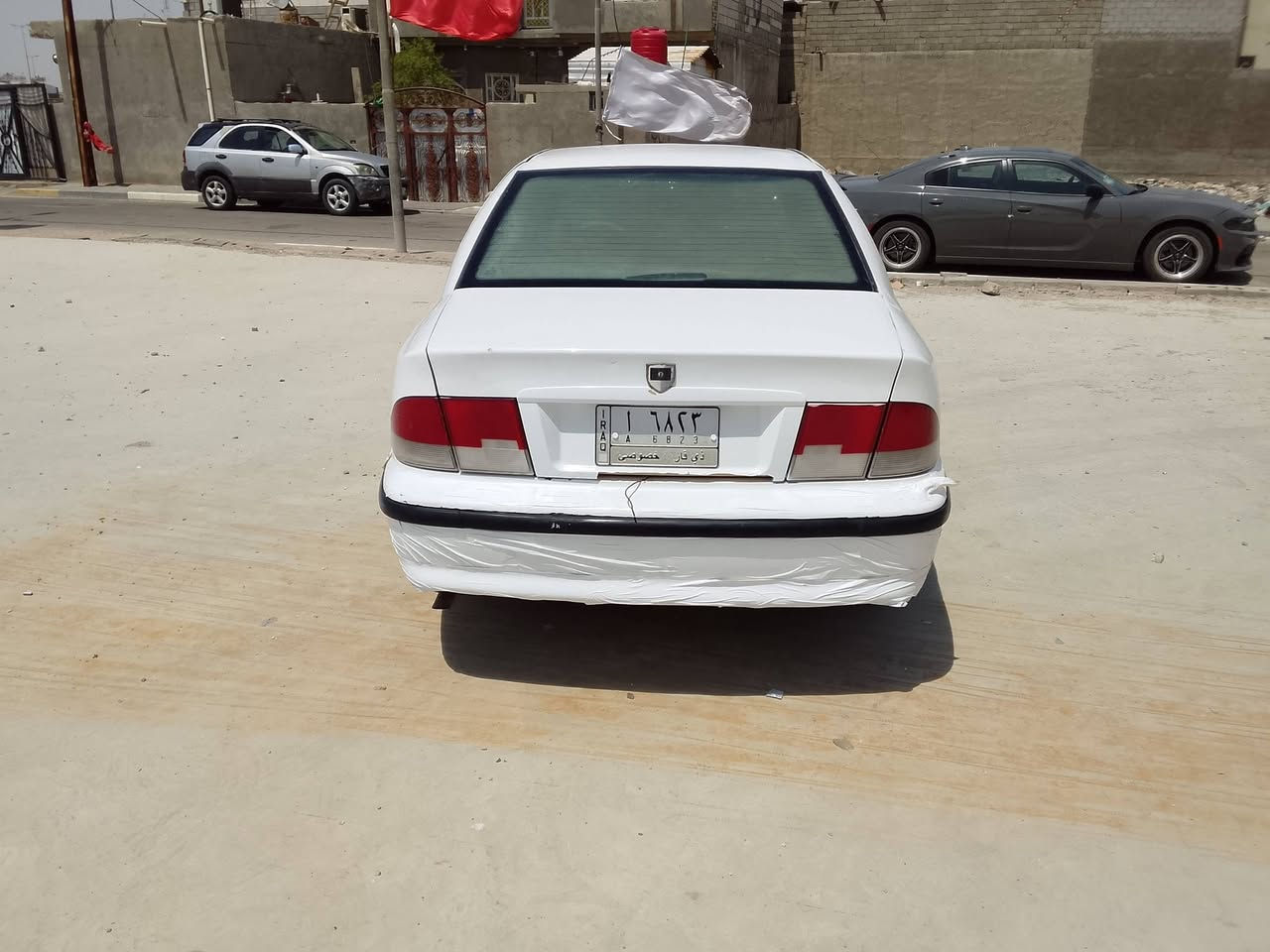 سمند مديل ١١ رقم ذي قار سنويه لل ٢٧ راعيها بلبصره تحويل ثاني يوم  للبيع سياره جاهزه ترايك وين متريد محرك وكير مكفولات تبريد شغال سياره مدوشمه كلها مكان البصره دور الشرطه *********** السعر ٣٣ وبيها مجال للعلم السياره ينرادلها جامه أماميه
