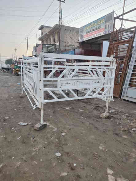 السلام عليكم محجر كيا حمل للبيع العنوان بغداد حي النصر ***********
