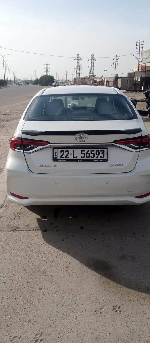 السلام عليكم للبيع كورلا 2020 ساز اصل 
مكينه 2000 
فتحه 
تحكم ستيرن 
كروز سرعه
نضام ايكو وسبورت
مانع انزلاق 
ومواصفات الكورلا المعروفه
السياره بدون اي نقص جاهزه
بيه صبغ جاملغ + السونار مرفق بالمنشور السياره بدون اي دواخل 
السعر 155 ورقه وبيه مجال
مكان الانبار الخالديه 
للاستفسار *********** بغداد, العراق
