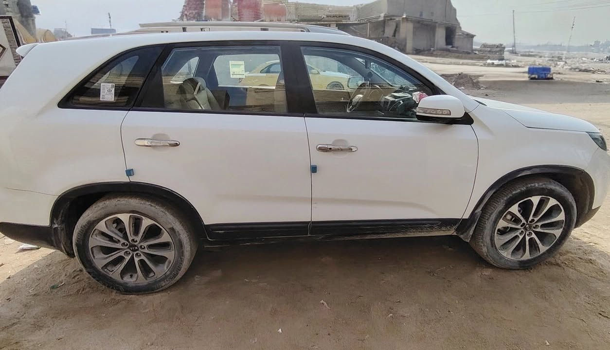 السلام عليكم سورنتو خليجي 2015 حادثها تبديل بنيد وجاملغ ما واصل   الغد ولا شاصي يعني كفاله الغد وشاصي والمكينه سنويه جديده رقم بصرة هزةالشهر الثاني والسوونار موجود  مواصفاتها نص فول بصمه تشغيل بصمه بيبان تبريد 3 قطع السعر 160 وبيها مجال *********** البصرة, العراق
