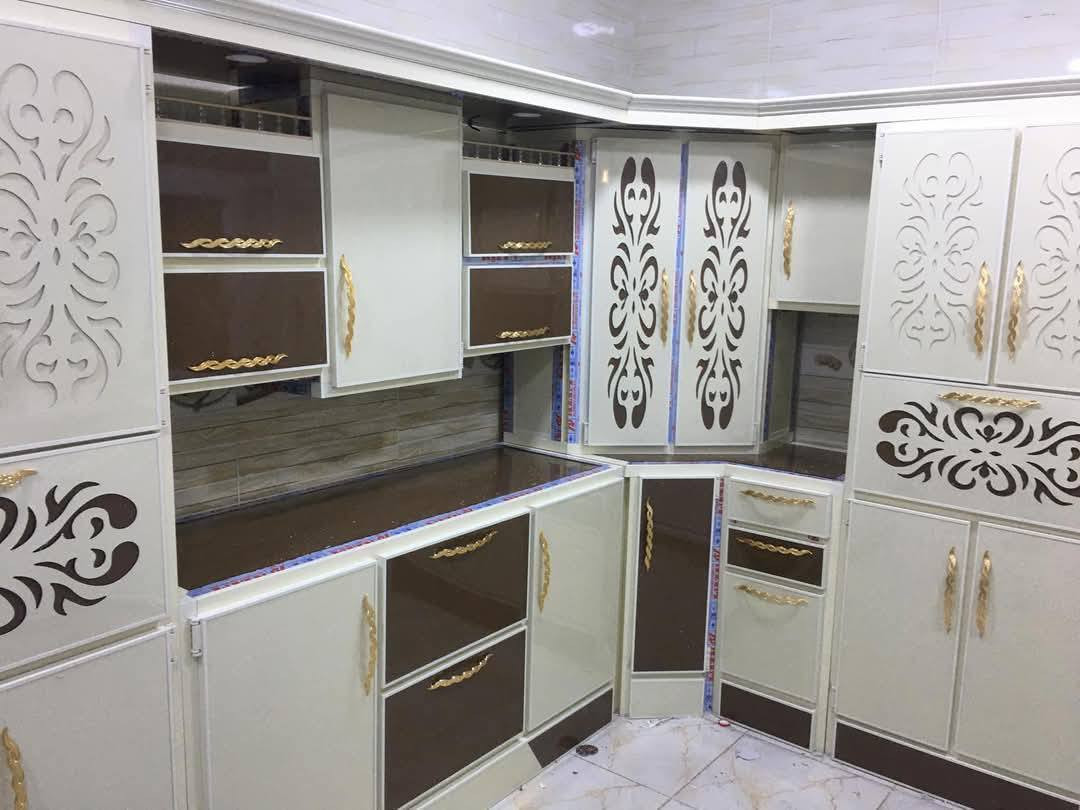 معمل المنيوم الشرق 
لصنع ابواب شبابك كاونترات وبالون بريس 
كركوك حي واسطي مقابل مخازن 
*********** واتساب كركوك, العراق
