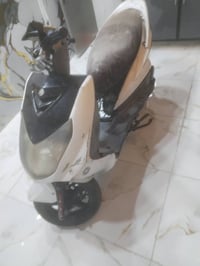 سكنس فحل كابريتر تشغل  هندر دراجه مكينه ناعمه بلاد خير من الله يحتاجله...