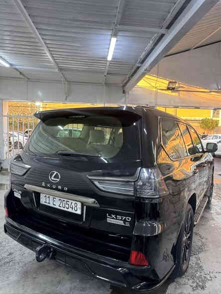 السلام عليكم 
📍زبائن معرض الريان متوفر
لكزس كورو اعلى مواصفات
‏📌LEXUS.KURO 2019
المواصفات معروفه مالتها اعلى مواصفات
كفاله عامه من الصبغ والتبديل والفتح 
مغلفه PPF 
السعر 780 يعني سبع دفاتر وثمانين ورقه
الاستفسار اكثر ***********
📍 العنوان بغداد الكريعات (معرض الريان)
