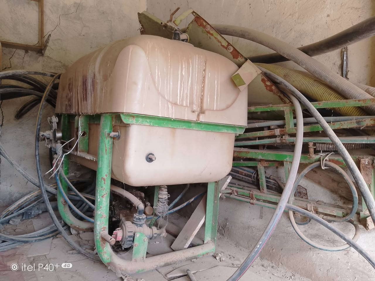 للبيع للخضره عله فحص مشروطه ولبيضه سحبه ضعيف شراي يتصل وبي خير ودلل ***********
