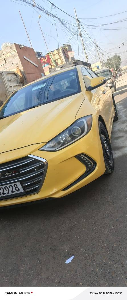 سلام عليكم
انترا موديل 2018 
سياره بسمي 
كير مكينه تبريد حداديه مكفول 
حادث جاملغ امامي 2 مبدل
بيه بلقماره شويه معجون مال امريكا
بغداد مدينه الصدر 
المكينه بدله قبل شهر مال حاويه برغي مامفتوح 
السعر 118
بيه مجال
***********
