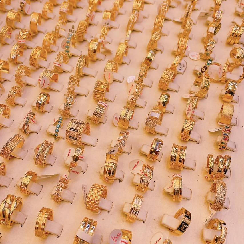 تشكيله من الحلق  قالب ذهب طلاء ثابت مع ضمان اللون ❤️


**إذا كنت صاحب هذا الإعلان وتريد حذفه لأي سبب، رجاءا أرسل رسالة إلى الدعم الفني**