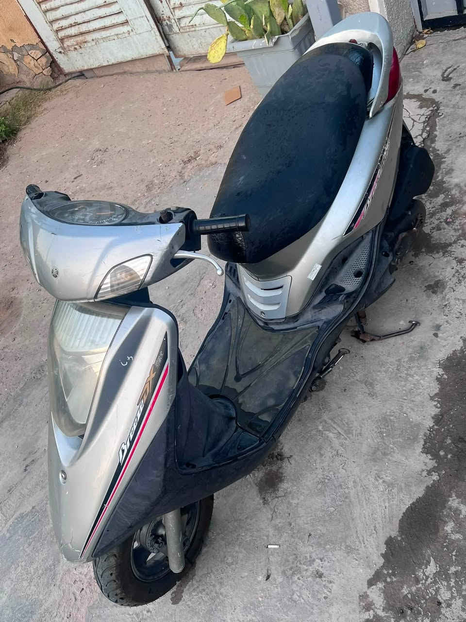 سلام عليكم دراجة بريز البيع 
مكان بغداد احي اور 
سعر 575بيه مجال حك جية 
0776856157 فقط وتساب


**إذا كنت صاحب هذا الإعلان وتريد حذفه لأي سبب، رجاءا أرسل رسالة إلى الدعم الفني**