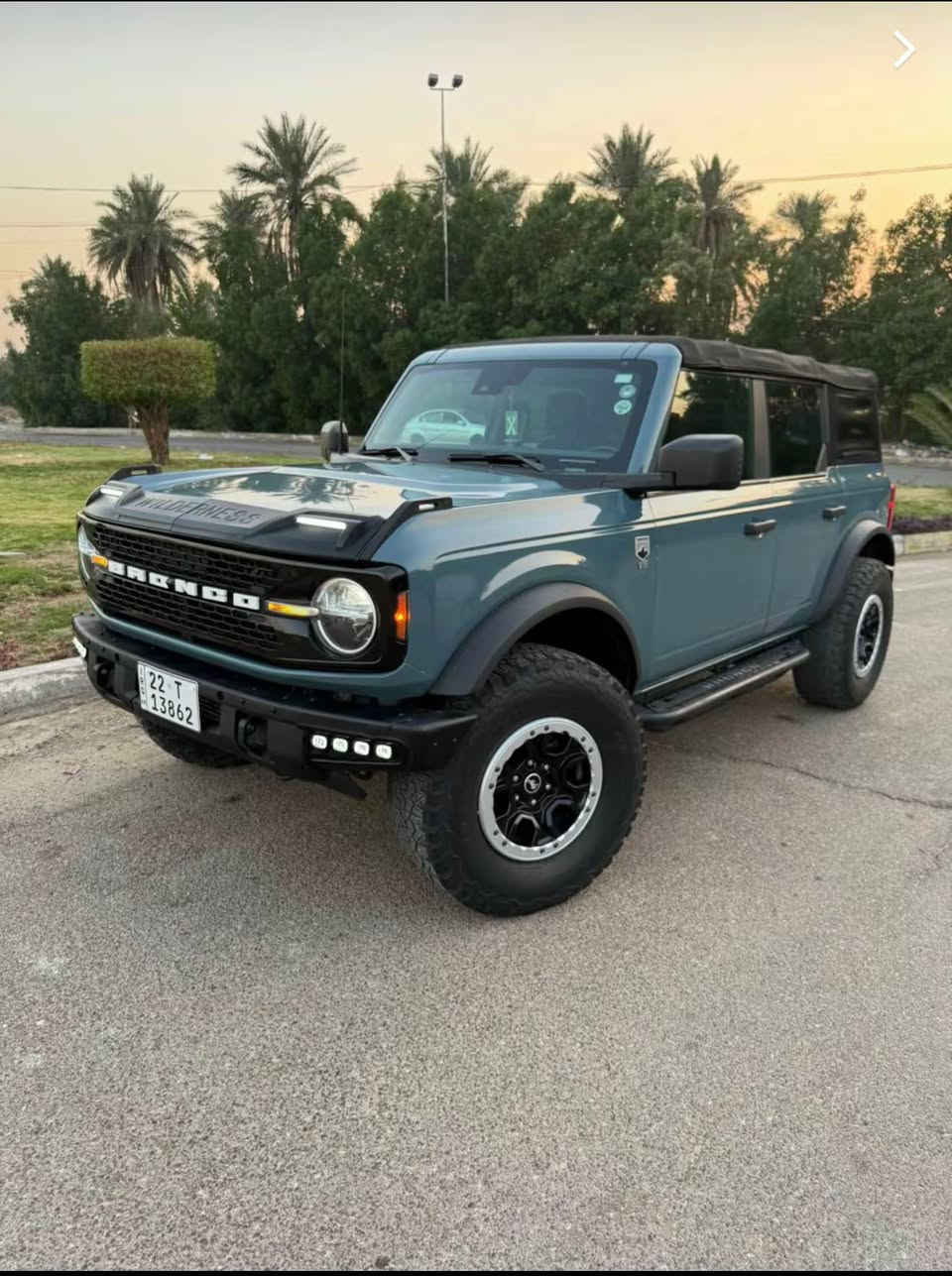 �🔥 فرصة لعشاق القوة والمغامرة! 🔥🚙

�🔥 للبيع – Ford Bronco 2022 Big Bend 🚙

🛕العنوان /الشالجيه 
للاستفسار
***********☎️☎️ 
رقم أربيل الجديد

✨ عداد: 44الف ميل فقط
✨ محرك V6 سعة 2.7 لتر تيربو
✨ قوة هائلة تصل إلى 330 حصان 🏁
✨ فئة: Big Bend العملية والمليئة بالمزايا
✨ سقف متحرك بالكامل (Removable Top) لعشاق المغامرة
✨ لون خارجي مميز جداً بتصميم جبلي Rugged 🏔️

مواصفات فئة Big Bend:
✅ نظام دفع رباعي 4x4 مجهز للطرق الجبلية والصحراوية.
✅ عجلات 17 إنش مع إطارات مخصصة للطرق الوعرة.
✅ مقصورة داخلية رحبة مع شاشة 8 إنش SYNC 4 تدعم Apple CarPlay وAndroid Auto.
✅ أنظمة أمان متقدمة: كاميرا خلفية + مساعد ثبات + وسائد هوائية متعددة.
✅ وضعيات قيادة متعددة (G.O.A.T Modes) تناسب جميع التضاريس.

💡 سيارة مغامرات بامتياز، تجمع بين القوة – الراحة – التصميم العصري.

📍 لا تفوت الفرصة! تواصل معنا الآن 📞
*********** بغداد, العراق

