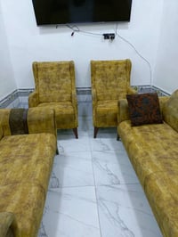 طقم كنب ٤ قطع • ٧ مقاعد • تركي اسفنج عالي