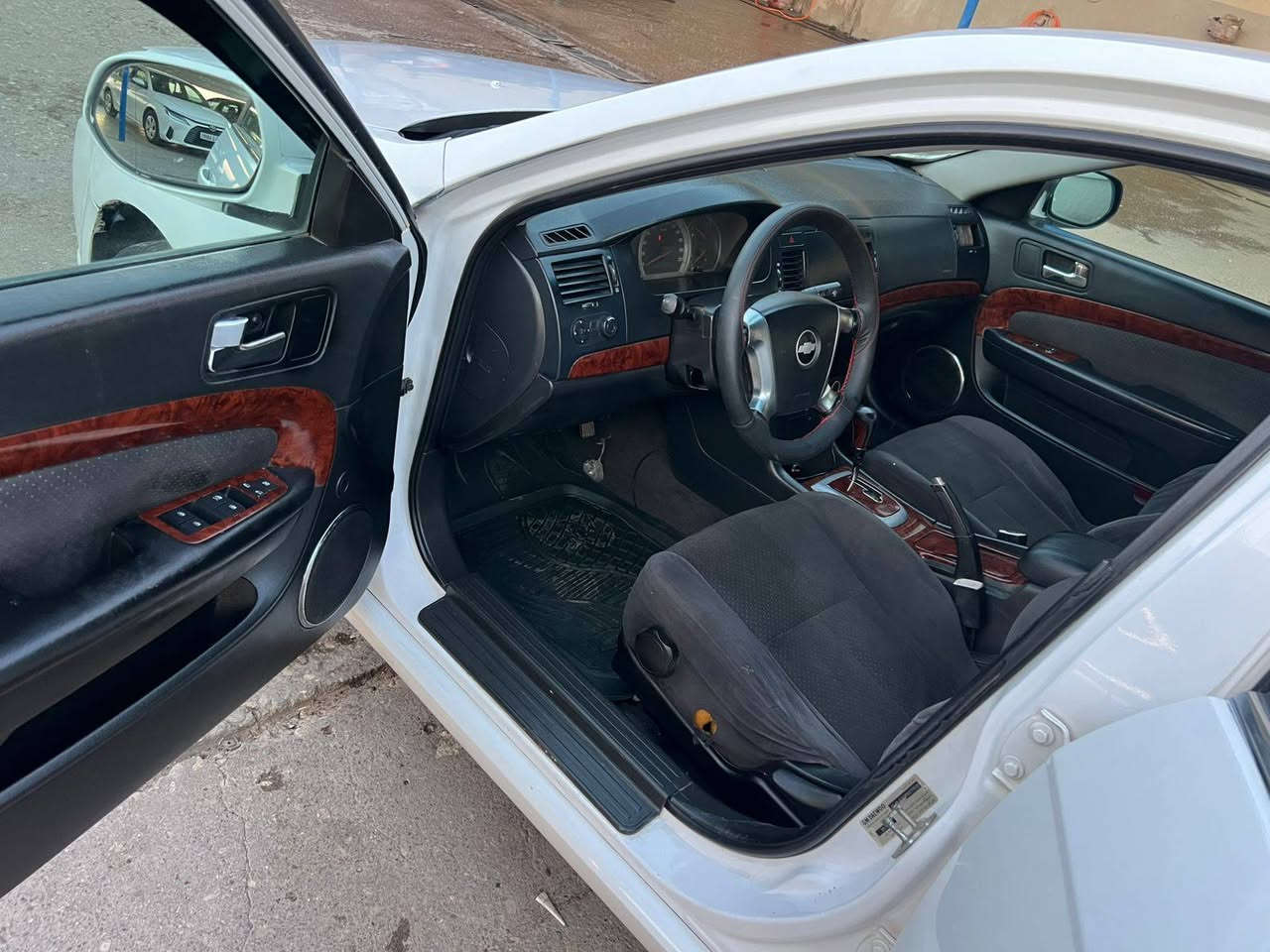 شوفر ليت ابيكا 2009 رقم اربيل  تحويل ثاني يوم كير محرك 2400  تبريد فول  سياره كلش نظيف جدا  سعرها 75وبيه مجال   للشراي
مكان السيارة سامراء/ 
للإستفسار على رقم الهاتف 
***********
