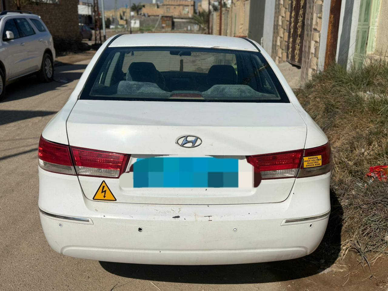 اسلام عليكم سيارة سوناتا دخول جديد كصه جنطه
كامله ما عايزها شي كير مكينة 2400 بانزين
متؤم انكليزي تخم تاير جاهزه اخر حبايه 
مكان السياره ذي قار سعرها 38
 *********** اتصل وتدلل
