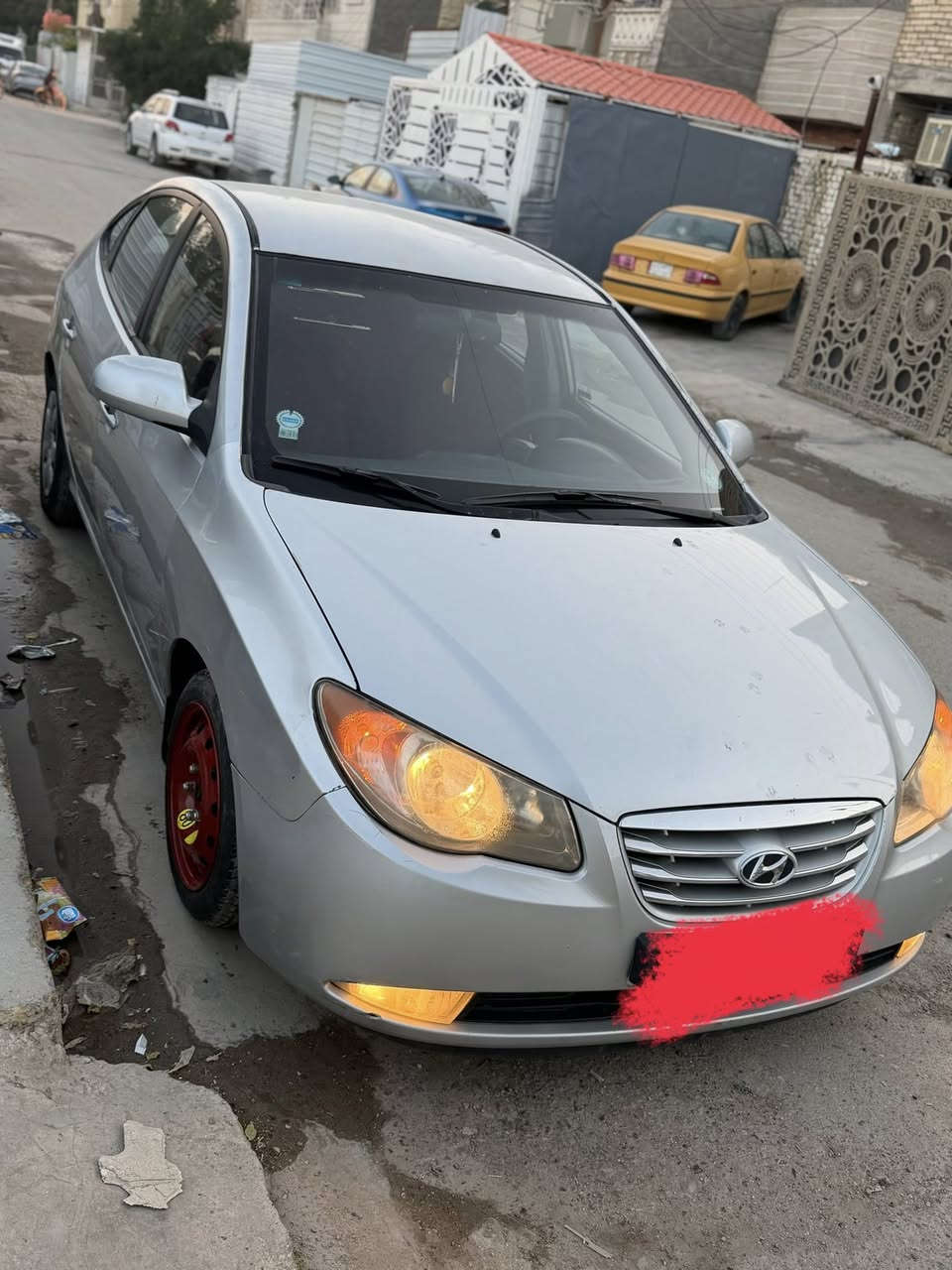 للبيع هونداي النترا 2010 
للبيع بدون ارقام. عابرها التسجيل  يعني ما تسجل 
ابيعلك كلك. 
مكينة 2000
كير مكينة مكفولات 
بيها صبغ مكانها ابيعلك كوم حديد 
سعرها 38 بيها مجال بسيط مكاني بغداد 
حي النصر 
***********
