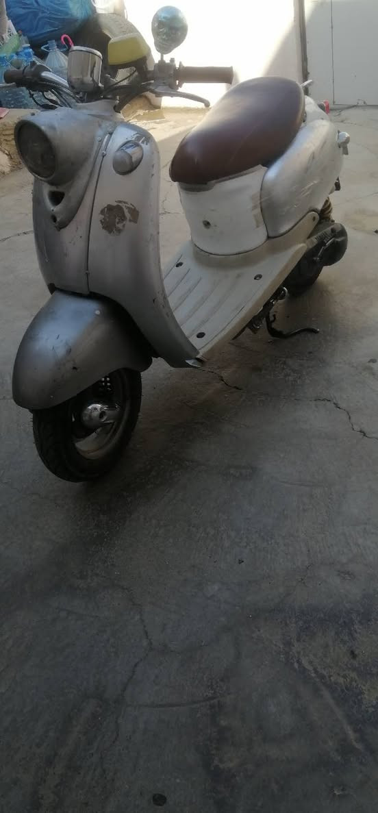 ماطور عبدالحليم
شغال كل عيب مابي
سعره 250 الف


**إذا كنت صاحب هذا الإعلان وتريد حذفه لأي سبب، رجاءا أرسل رسالة إلى الدعم الفني**