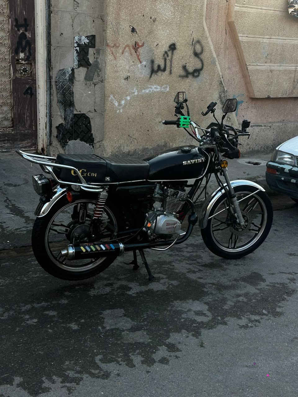مرخصت الادمن
سيفان موديل 2022
محرك كبس 
شغاله صلف هندر 
دراجه مابيه نقص خلاص
مكفوله
بيه ستاند مبايل  عدد2 
زنجيل جديد دسكات جدد 
كهرابئيات كله شغاله
لايت زنون عالي ناصي 
الدراجه ما تذب عليه ربع 
سعر 675 بيه مجال قليل
واتساب فقط ***********
مكان فلوجه قرب الكماليات 
مو شراي لا تعلق ولا تراسل

