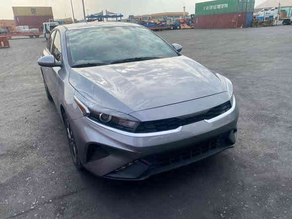 السلام عليكم ورحمة الله وبركاته فؤرتي 2024 السياره جديده بمعنى الكلمه محرك 2000 وارد بدؤن ايرباك ولاقطره صبغ ومعجون فقط الجاملغ الأمامي مبدل. سياره. نضيفه وبسمنا ماشي 33الف  المكان بغداد جديده نعيريه السعر ١٦٥ وبيها مجال جدأ بسيط***********
