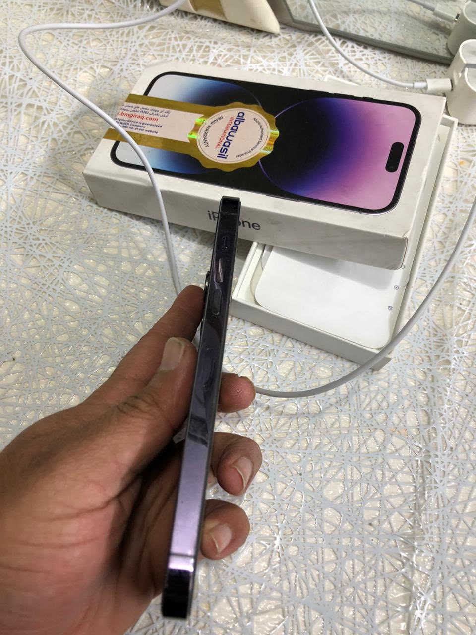 سلام عليكم آيفون 14 برو ماكس شرق اوسط وتر بروف ذاكره 256 بطاريه 73 جهاز اي خلل ما بي لا مفتوح لا شي بس الضهر مفطور ومسويله تغليف السعر 700
مكاني الشعب رقمي ***********
