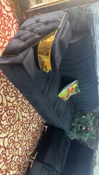 ديوان تخم 10 مقاعد لون اسود جديد مولده بور جديده صوره بيها تفاصيل جوه ...