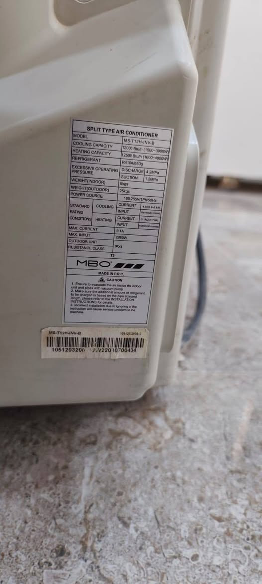 السلام عليكم
سبلت شركة MBO
1 طن انفيرتر 
كلش نضيف استخدام شهر 1
نقص فقط بواري 
كامل مكمل غازة الاصلي كلش نضيف 
السعر 250
اتصال او واتس اب 
***********
