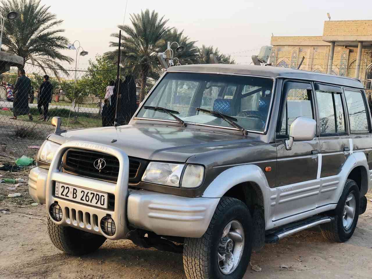 السلام عليكم كالوبر موديل ٢٠٠٠ بانزين مكينه وكير واكسن كفاله بلاد لوكير شغال تبريد شغال تخم تايرات ويل كب كهربائيات كله شغاله مدوشمه كله رقم اربيل بسمنه انكليزي مداور ثاني سياره حلوه وجديده سعره ٥٠ وبيه مجال ***********
