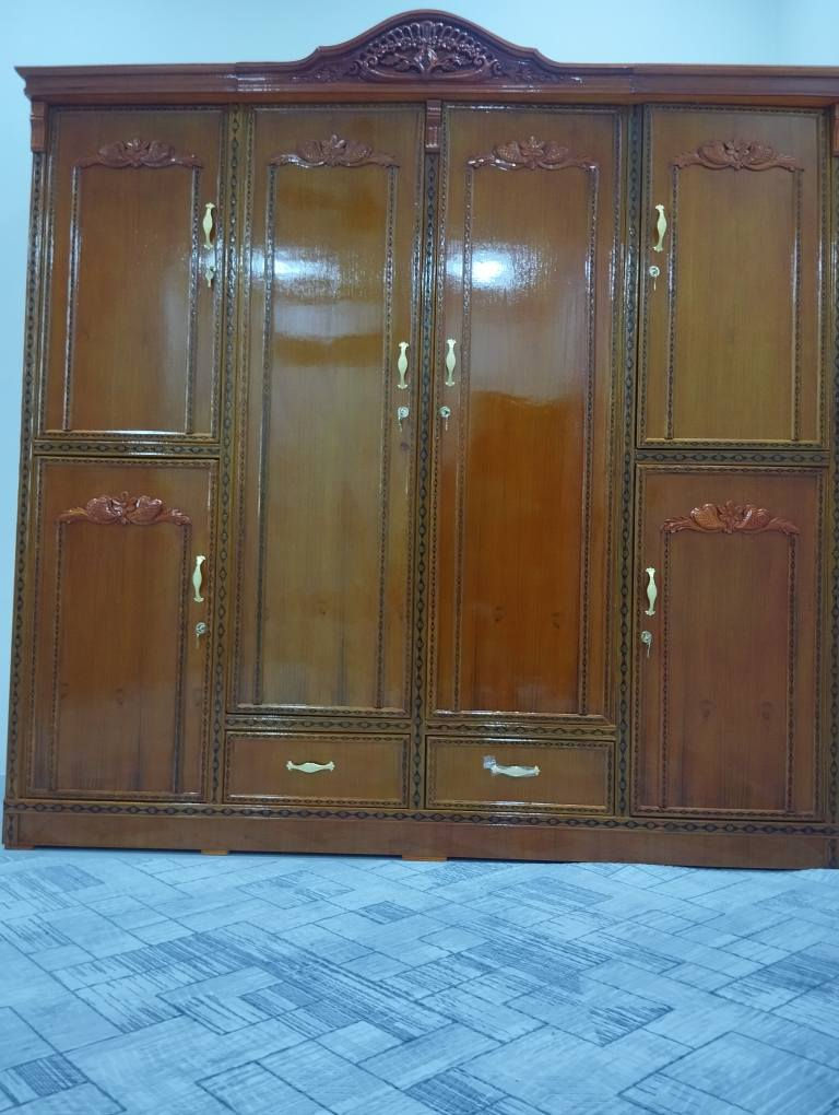 توجد غرف حسب الطلب وكناتير ابو ثنين باب وثلاثة باب اربعه باب 
اتصل على الرقم *********** ناصرية, ذي قار
