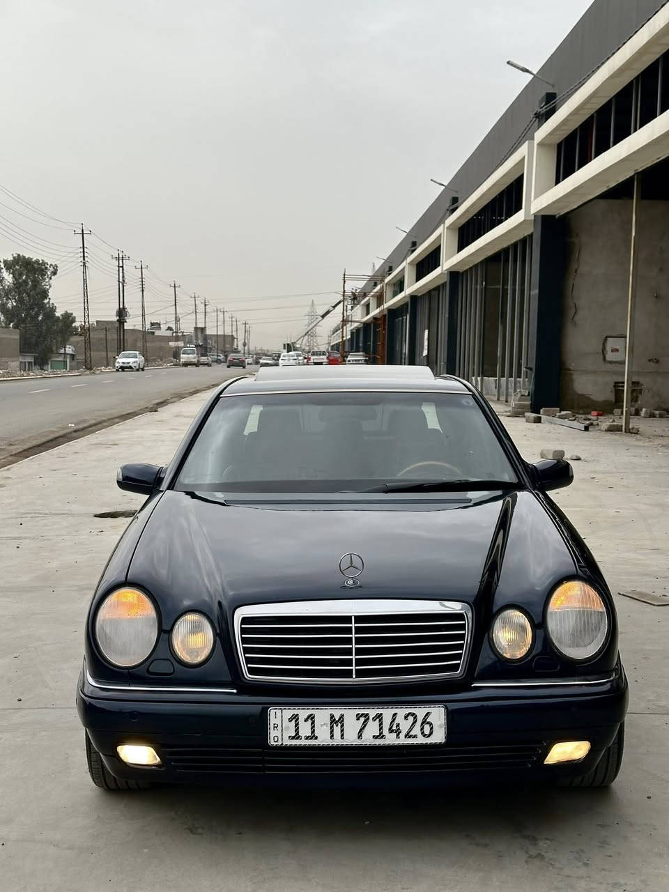 صلوا على محمد
للبيع

Mercedes-Benz
1997 -Avantgarde
افنگارد 
محرك V المرغوب ثمانيه سلندر اصل
كيرD4 وشغال 
نضام سبورت شغال  

1-سلايت جام طكتين
2- اشاير مرايات +تحكم كهرباء 
3- داخل جلد بالكامل 2000
4-ابواب كارتير +صاج 2000
5- مقاعد2000 
6- مقاعد كهرباء +خزن+تدفئة 
7- تحكمات ستيرن 
8- مثبت سرعه
9- تكوات خلفية قلاب 
10- بصمه
11- تبريد بيانو 
12- حساسات خلفيه شغاله 
13- مرايات شفط
14- برده خلفيه +شادلها بردات اصليات مالتها قطري 
15- سقف اسود 
16- ترايش كروم اصلي 
17- عليها ويل AMG تو سايز 

تدفئة شغال تبريد شغال

محرك شرط درجة اولى
كير درجة اولى 

السياره بدون اي نقوصات واحلا من الصور 

صبغ عام للجمالية فقط بدون اي ضربه

السياره باسمي رقم بغداد جديد
سنوية 2032 
هزه وفحص جديد

شرط التحويل والوكال

المكان (نينوى)

السعر (125) وبيها مجال خابر وتدلل

***********
***********
