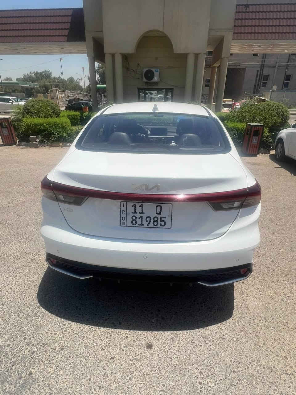 السلام عليكم كيا كي 3 للبيع فول مواصفات عداد المسافه 20300 كيلو بيه طخه خفيه بالباب الخلفي والدعاميه ومصلحات ع البارد بيهن صبغ السعر 138 ورقه وبيها مجال بسيط رقم الهاتف ***********
