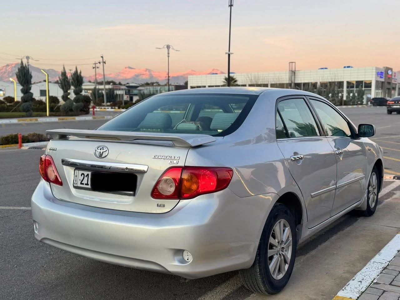 2010 كرولا مةكينة كةورة سةنةوي تازة ليدراوي نية ٣ بارجة بوياخ بي دةعم ١٠٠ كةلا *********** السليمانية, العراق
