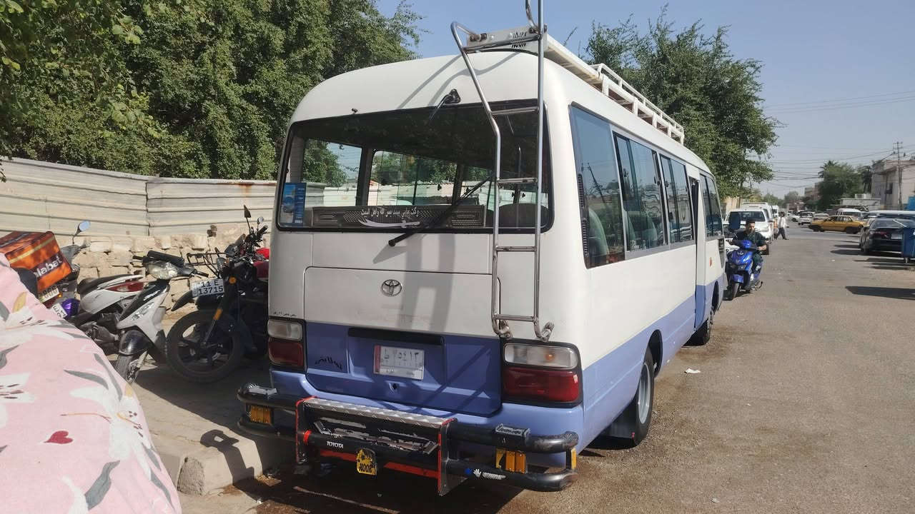 سلام عليكم من رخصة مدير الكروب كوستر موديل 2008 مكينه.كير.تبريدخيرمن الله مكينه مجفته جديد اكسل كفاله تخم تاير قلاب ستاركس السعر ٢٢٠ او بيها مجال حك الجيه للاتصال ***********
