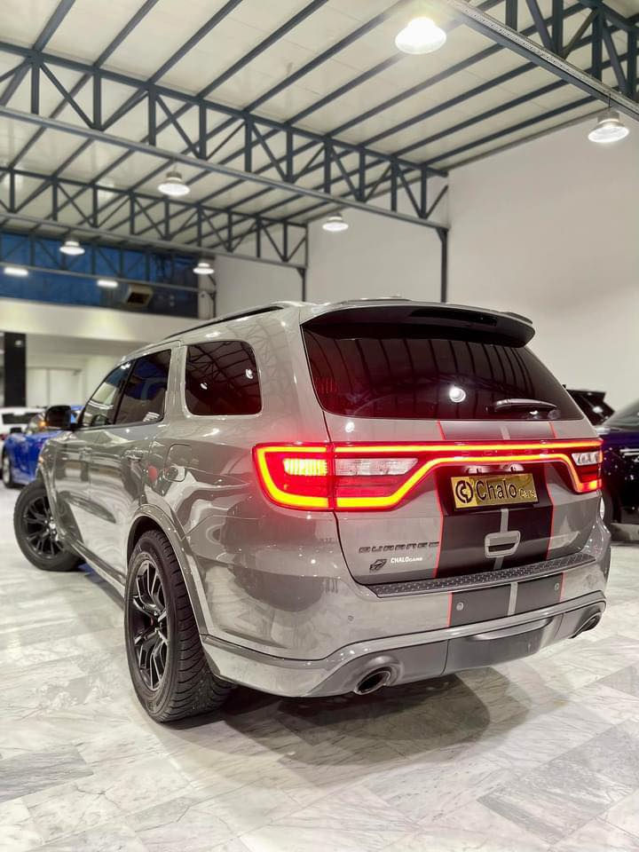 🔥 كـلين تايتل DODGE DURANGO SRT 2022 🔥
السلام عليكم
للجادين فقط… دورنكو SRT اصل فول مواصفات للأخير، السيارة معروفه بدون شرح للي يعرف شنو مواصفات الـ SRT معناها طيارة ارضيه وحش الطرق 😈

▪️ موديل 2022
▪️ محرك 6.4 HEMI V8 وحش الأداء 🔥
▪️ ماشية حوالي 30 ألف فقط
▪️ كـلين تايتل
▪️ حماية PPF كاملة للسيارة مكلفني 1،200 $
▪️ رادار امامي توقف ذاتي + قيادة الية
▪️رادار خلفي توقف ذاتي
▪️رادار جانبي نقطة عمياء
▪️ بانوراما
▪️ تبريد وتسخين المقاعد الامامية
▪️ كت SRT كامل بلادي 
▪️ داخل أحمر جلد فاخر ❤️
▪️ كشنات خلفية منفصلة
▪️ تشغيل عن بعد ودخول بصمه ذكي
▪️الكشنات الخلفية تسخين فقط
▪️التبريد الخلفي منفصل عن الامامي تحكم خاص للمقصوره الخلفيه
▪️ شاشة كبيرة + نظام هارمن كاردن الأصلي 🔊
▪️رادار خلفي توقف ذاتي
▪️رادار جانبي نقطة عمياء
▪️كشنات كهرباء + خزن ميموري
▪️ستيرن تدفئة 
▪️حساسات امامي + خلفي
▪️ كاميرات وحساسات 360
▪️شاشه وسطية تخص الاعطال والاشعارات 
▪️ جنوط SRT أصلية
▪️ كزوز SRT بصوت يخبل 🎵
▪️شاشة الحجم الكبير + ابل كار بلي
▪️ متحكم بريك المقطورة المدمج (Integrated Trailer Brake Controller).
▪️ برمجة مصطفى إيكل 🦅

السيارة استخدام مرتب جداً وبدون أي صرف
تحتاج تشوفها حتى تعرف شكد نظيفة ومميزة ✨

📩 للاستفسار والجادين خاص
☎️ واتساب + اتصال ***********
السعر المطلوب 48،000 $ 
📍 مكاني بغداد - المشتل متواجد بعد الساعه 2 
والله يبارك لصاحب النصيب 🤍
