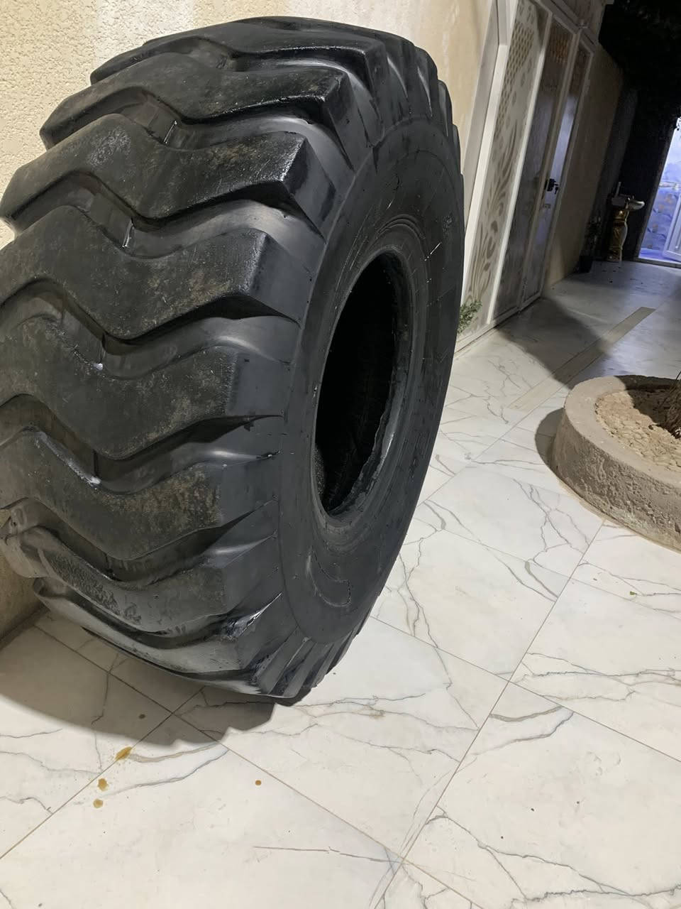 تك تاير 25. 5. 23 نظيف عنوان ميسان ***********
