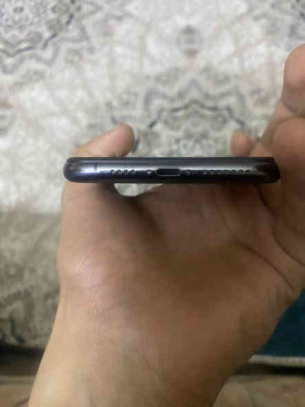 ايفون 11 برو ماكس للبيع ذاكره 256 مبدل شاشه اصليه وفيس إيدي واكف فقط بدون ملحقات العنوان بغداد البنوك السعر 300 وبي مجال وتساب فقط ***********
