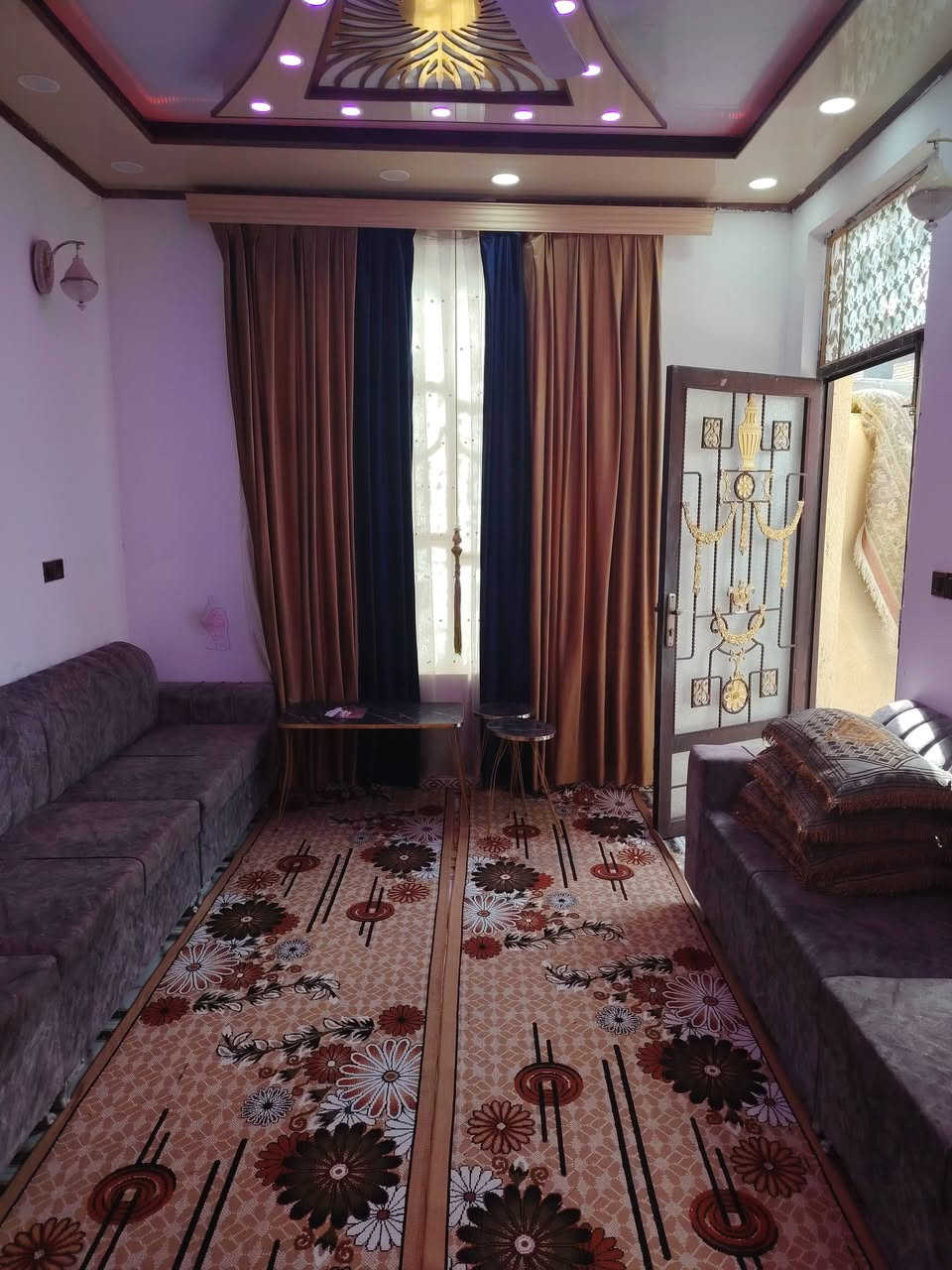 بيت للبيع خلف الكراج الموحد المساحه 115 متر بناء طابوك مسلح البيت جاهز من كلشي للاستفسار الاتصال ***********
