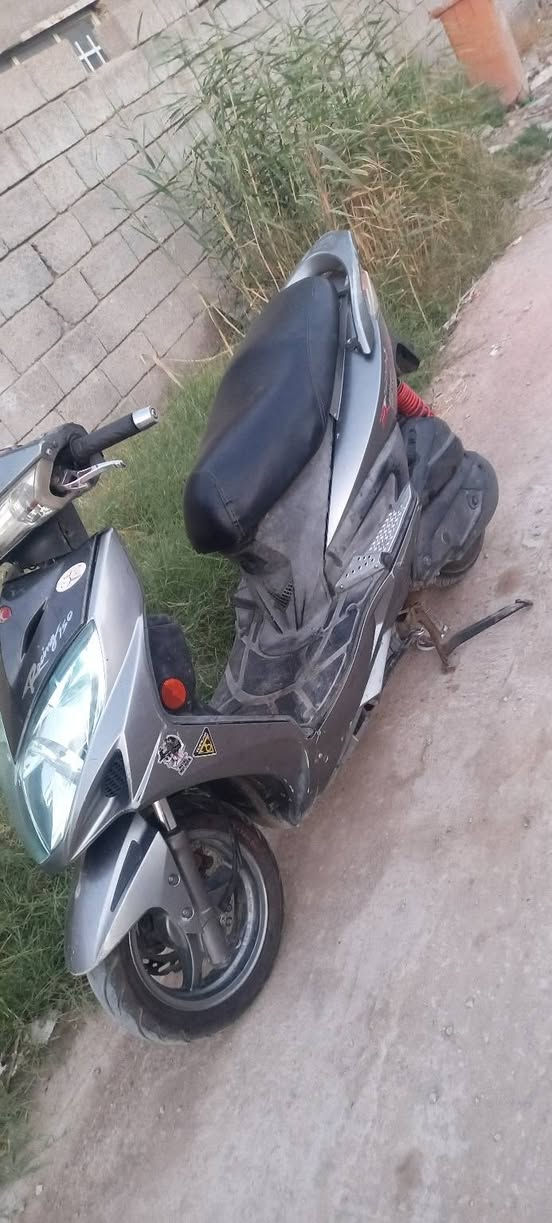 سلا عليكم عندي كا مكو نوزل ربع ولفات شرط شك لكاع لعنوان بابل جبله *********** سعر ٤٥٠ وبيه مجال
