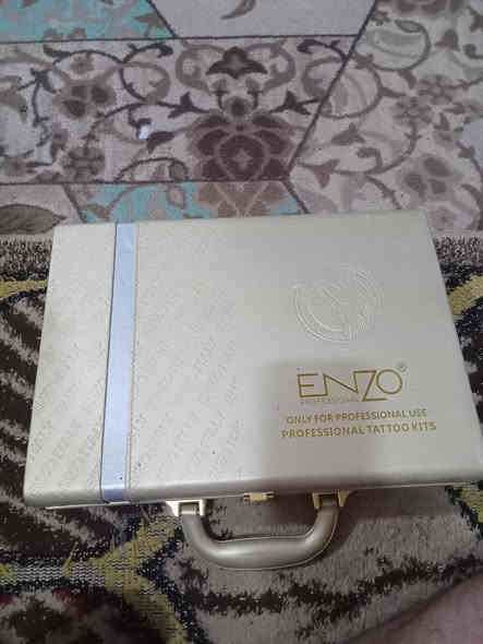 سلام عليكم جهاز وشومات للبيع بعده مسلفن سعر 160وي توصيل كامل ملحقات تفاصيل وتساب ***********
