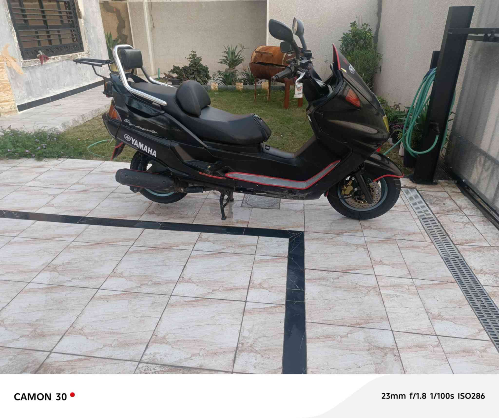 السلام عليكم مراوس بهارلي أو شي نضيف ماجستة 250 سيسي مكينة تخبل نقص لكلجات فقط كهربائيات كلها تشتغل دبلات تشتغل كفرات كاملة يرادلهة ترتيبات بصيطة كلش مكان بغداد الدورة ابو دشير سعر000 ,1000 وبيهة مجال ولكلجات سعرهن 60 الف عاملت عليهن هنة وشدهن        (وللمراوس بهارلي) أو شي نضيف متواجد *********** لدراجة حيل نضيفة كلشي يشتغل مابيهة نقص شي ماعدة لكلجات وتمشي للعلم
