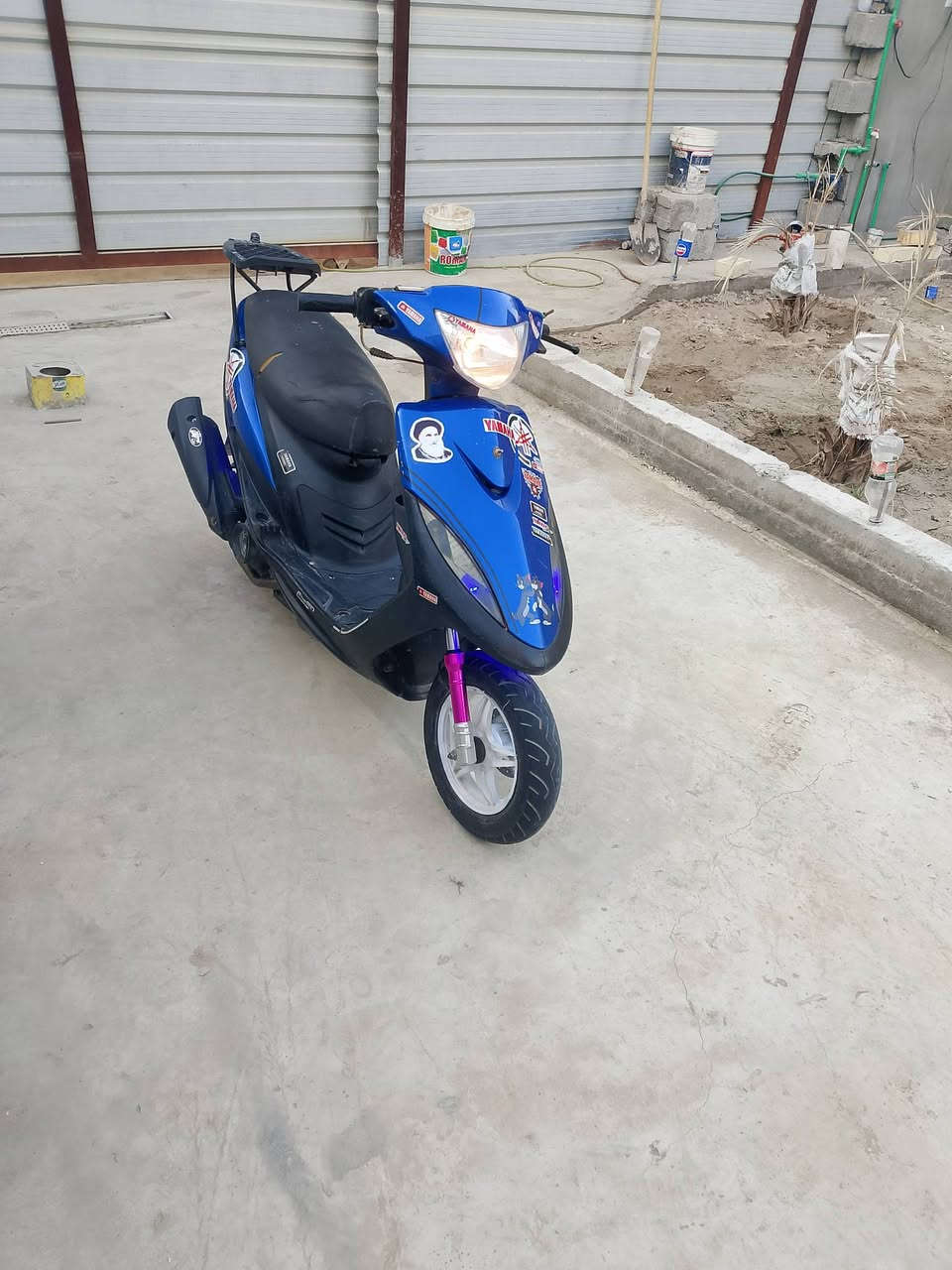 دراجه ماكس عدله مكينتهه 49بلاد الدراجه خير من الله شلعه ومعدل بيهه المكان بغداد الزعفرانيه  السعر 550 الهاتف ***********
