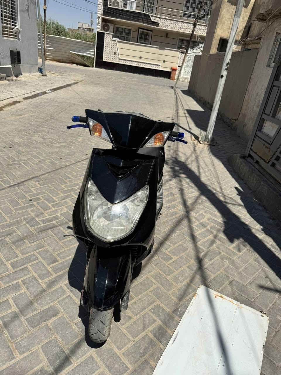 سلام عليكم سكنس ياباني صارنصه رياضيه يدات مال بريك رياضي شلعه معدل نضافه ١٠٠/٧٥ دراجه فقط مبدله ولفات مكان الامين الثانيه ***********سعر ٧٥٠ جماعت ٦٠٠لا طب
