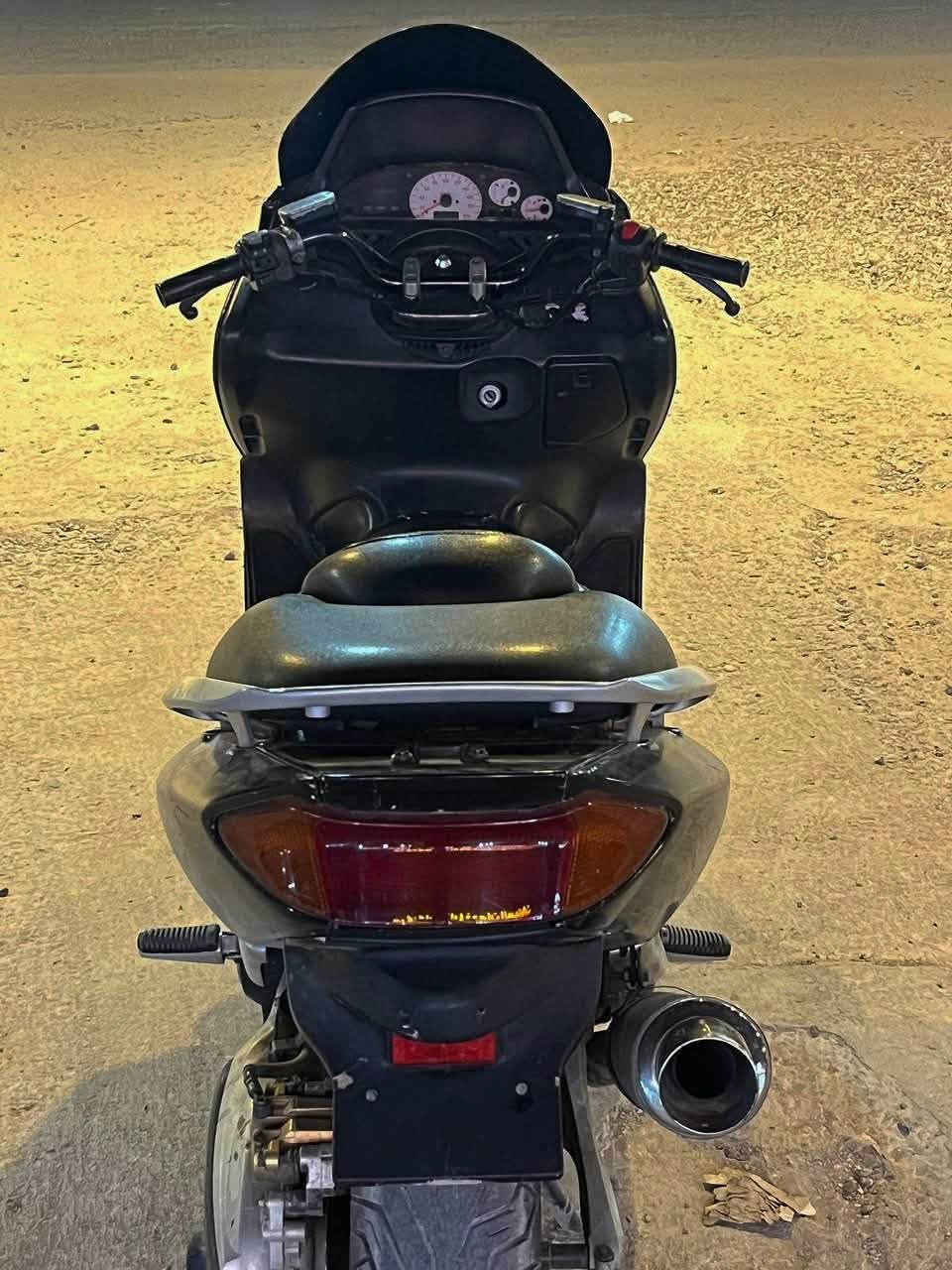 TMAX(2007)
كفاله عامه مكينه برغي ممفتوح بيها برغي ماشيه 33ونص اي نقص ما بيه سعر 15 عنوان بغداد 🩵


**إذا كنت صاحب هذا الإعلان وتريد حذفه لأي سبب، رجاءا أرسل رسالة إلى الدعم الفني**